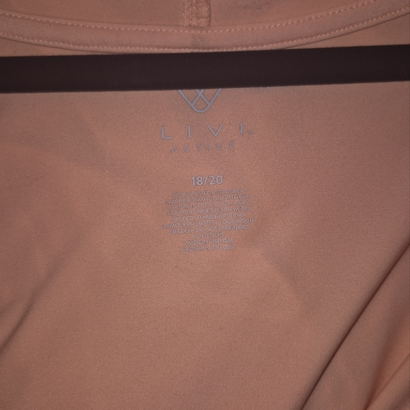 Workout Fit - Picture 7 of 7